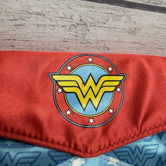 DC Comics Wonder Woman Blue Star Quilted Zip Wallet With Flap - Picture 2 of 11
